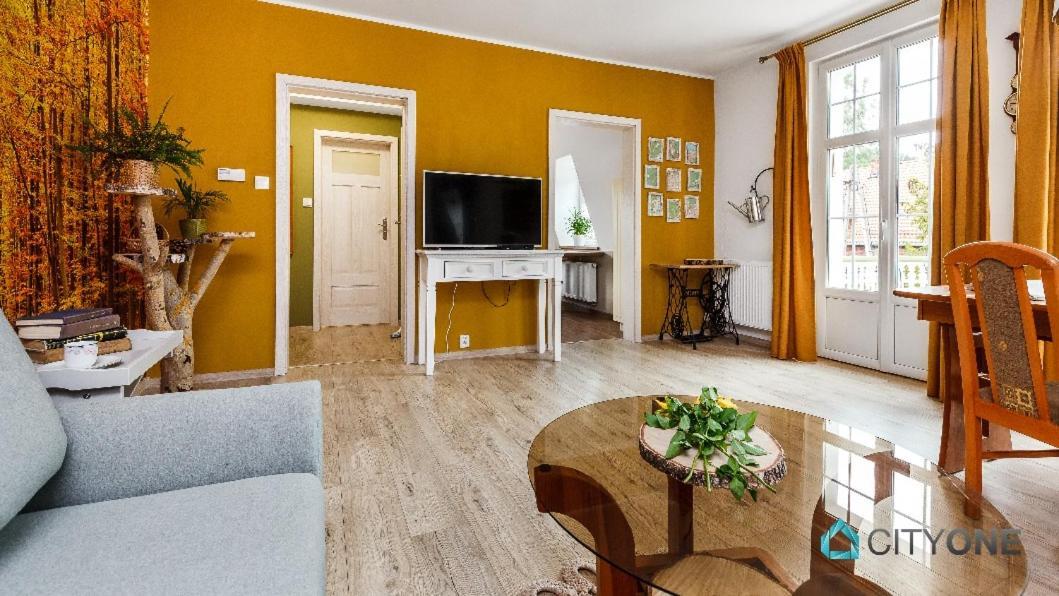 Apartament Z Weranda W Dworku Oliwskim Lägenhet