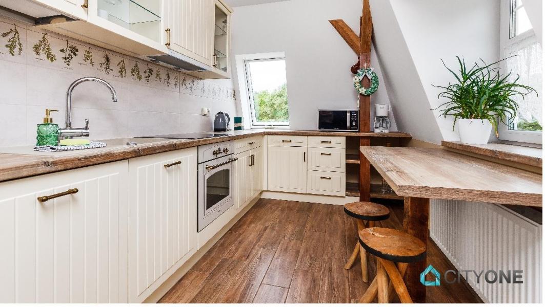 Apartament Z Weranda W Dworku Oliwskim Lägenhet